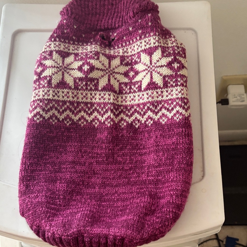 Women’s Magenta Fair Isle Knit Sweater - Brand Unspecified